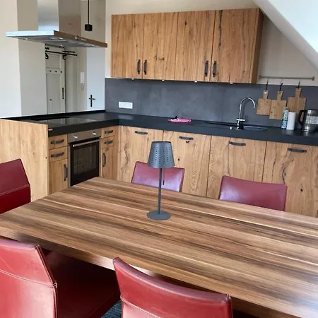 Apartment Luxus Lindenhof -ferienwohnungen In Friesland An Der Nordsee Am Naturschutzgebiet Urwald