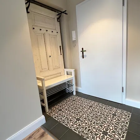 Apartment Luxus Lindenhof -ferienwohnungen In Friesland An Der Nordsee Am Naturschutzgebiet Urwald