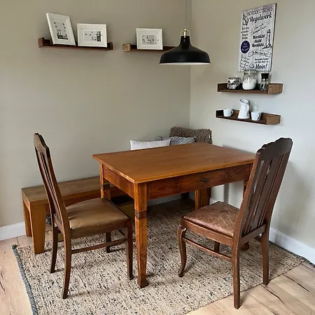 Luxus Lindenhof -ferienwohnungen In Friesland An Der Nordsee Am Naturschutzgebiet Urwald Apartment *