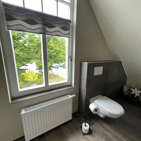 Luxus Lindenhof -ferienwohnungen In Friesland An Der Nordsee Am Naturschutzgebiet Urwald * Neuenburg (Friesland)