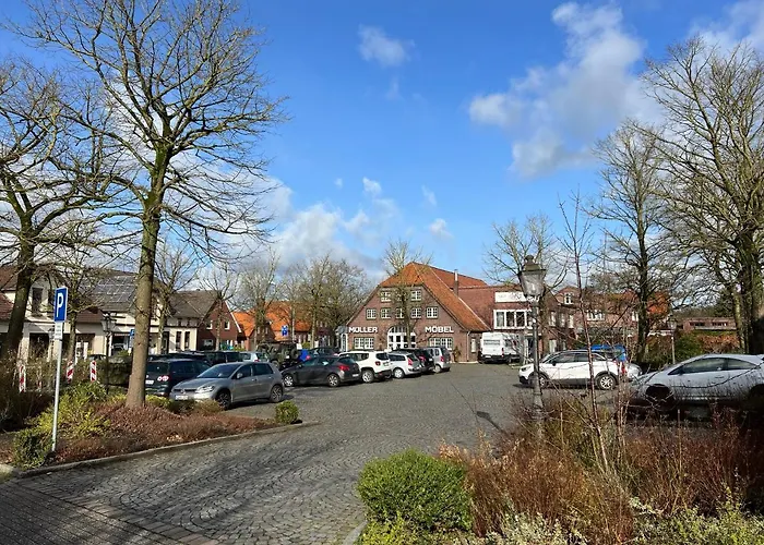 Luxus Lindenhof -ferienwohnungen In Friesland An Der Nordsee Am Naturschutzgebiet Urwald