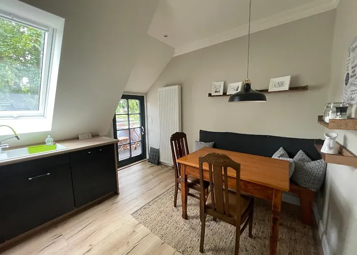 Luxus Lindenhof -ferienwohnungen In Friesland An Der Nordsee Am Naturschutzgebiet Urwald Appartamento